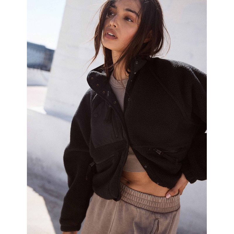 Hit The Slopes Fleece Jacket – Black