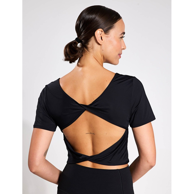 One Classic Dri-FIT Short-Sleeve Cropped Twist Top – Black/White