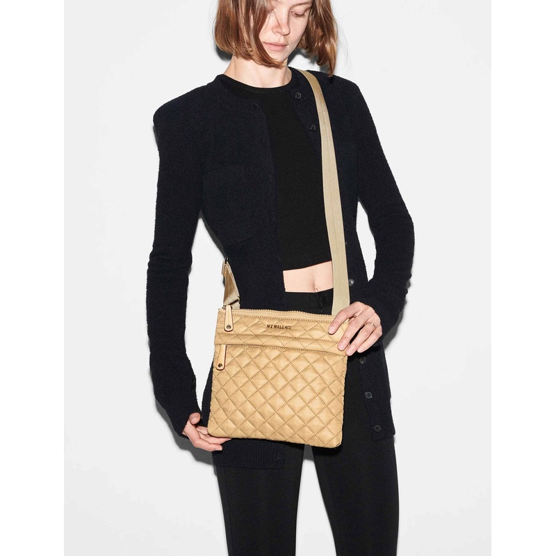 Metro Flat Crossbody – Camel