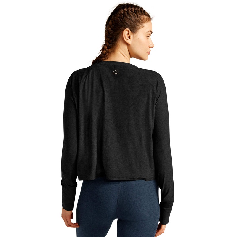 Featherweight Daydreamer Pullover – Darkest Night