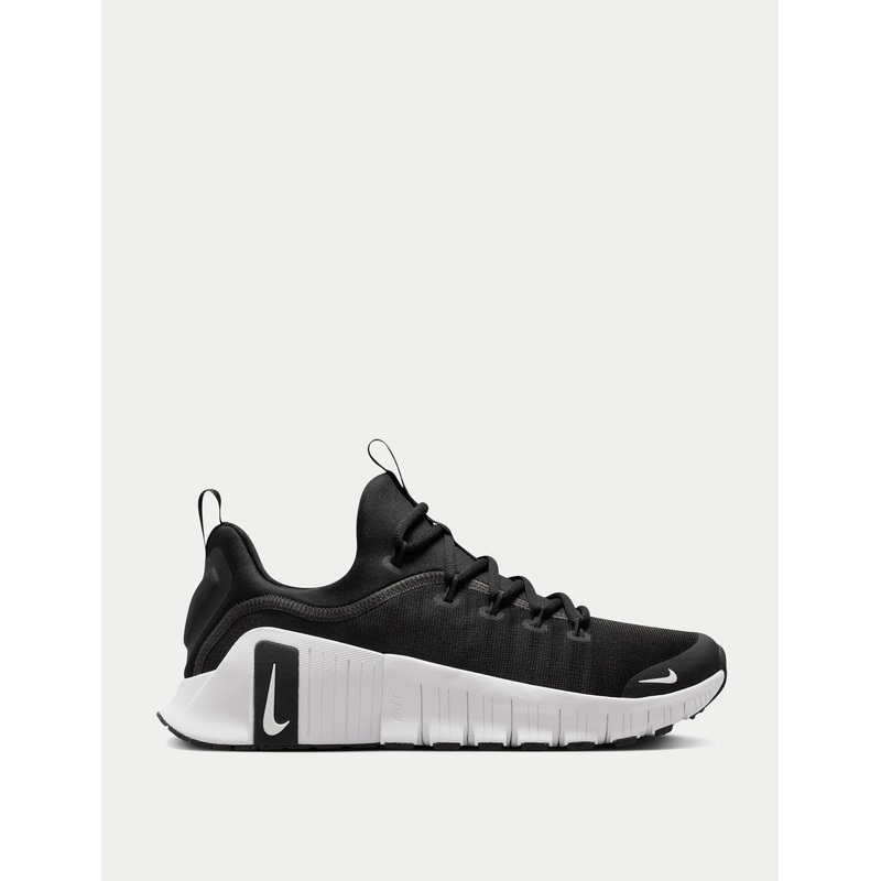 Free Metcon 6 Shoes – Black/White