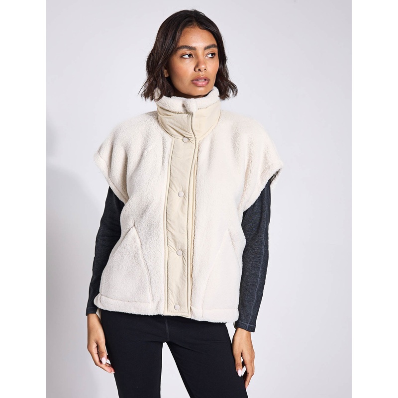 Scout It Out Fleece Vest – Birch Tree