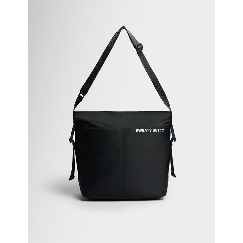 Strive Tote – Black