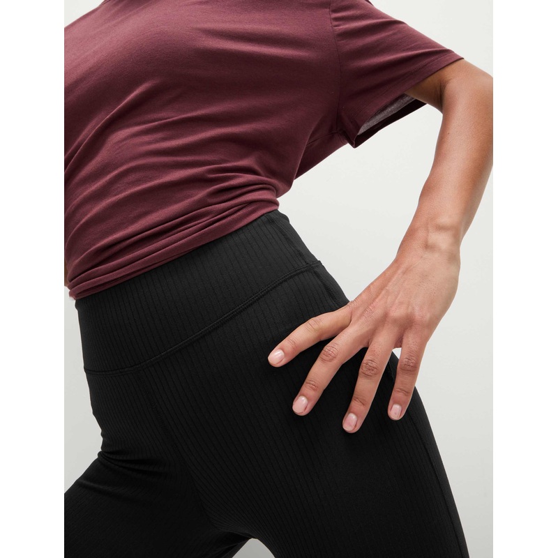 Ribbed High Waisted Flared Yoga Leggings – Black