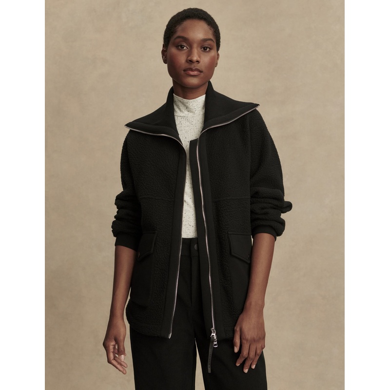 Eleanor Patch Pocket Fleece – Black