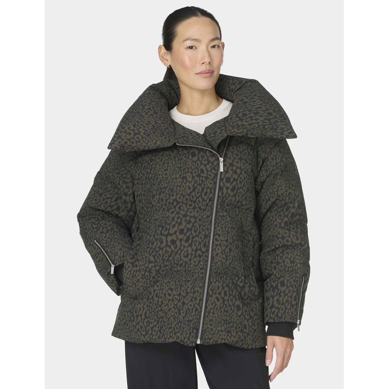 Nimbus Cloud Short Puffer – Large Green Leopard Print