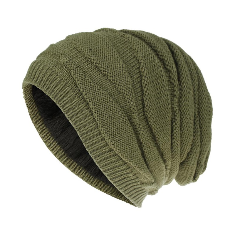 WARM KNITTED HAT GrassGreen