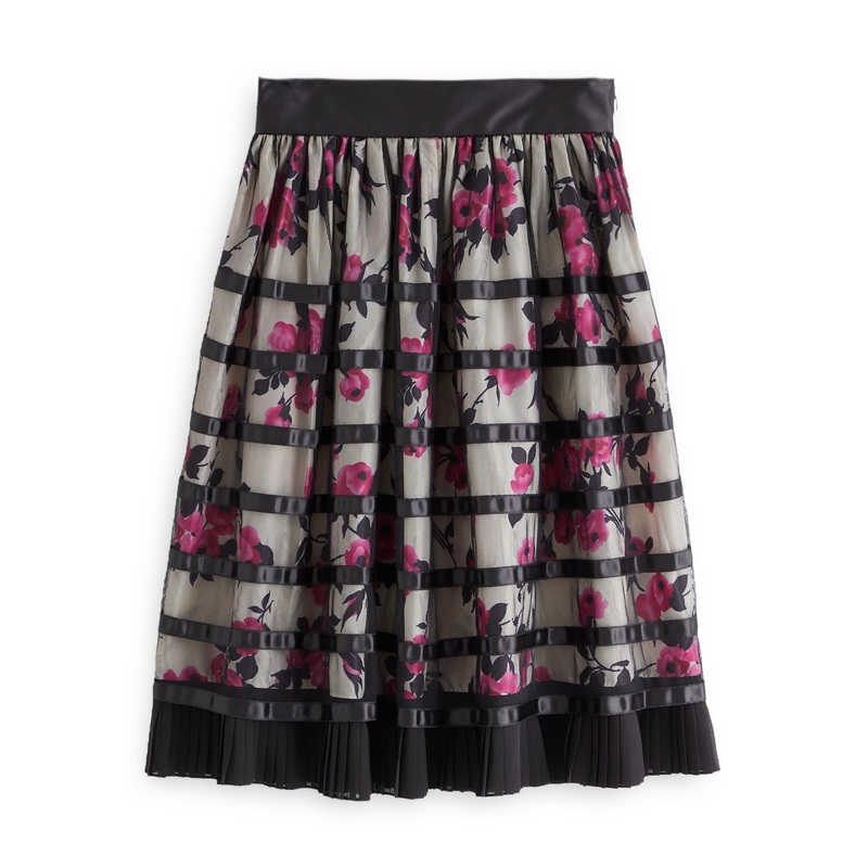 Floral Ribbon Skirt Black