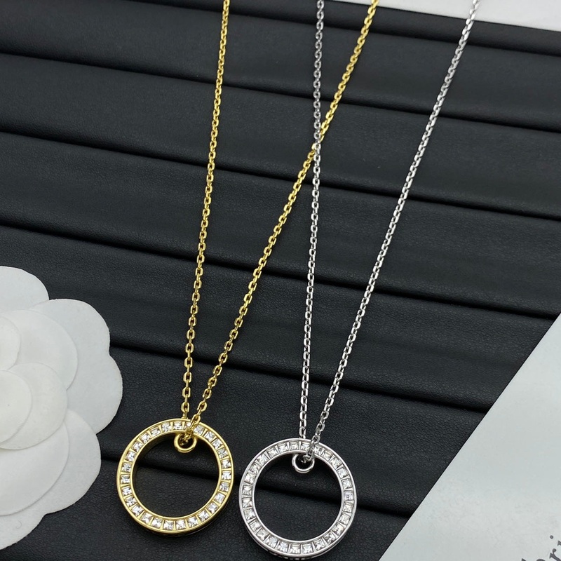 Dior Luxury Necklace | Timeless Elegance & Boutique-Grade Quality 24
