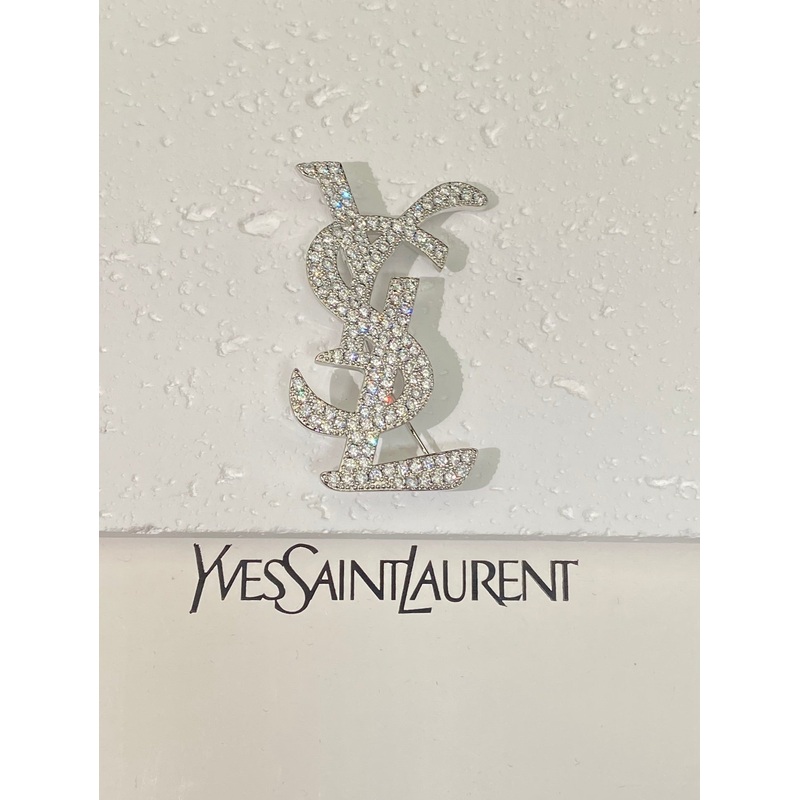 YSL Luxury Brooch | Iconic Elegance & Boutique-Grade Quality 10