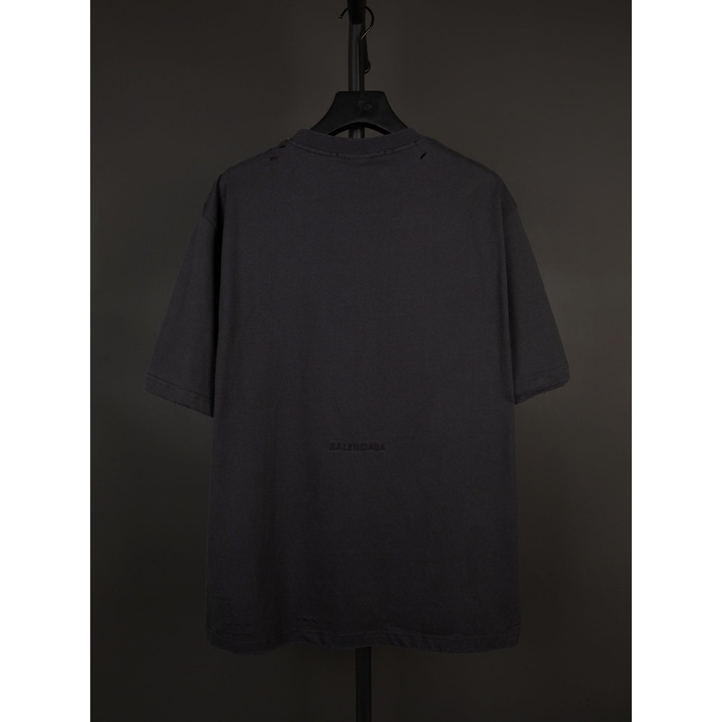 BALENCIAGA Oversized Statue of Liberty Distressed Embroidered T-Shirt (XSL)