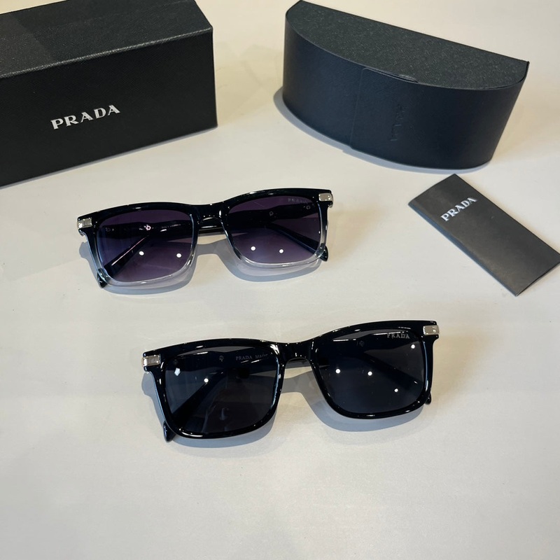 PRADA30
