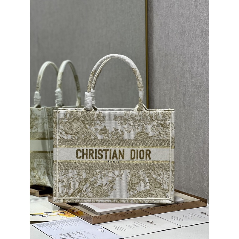DIOR women’s bags 32