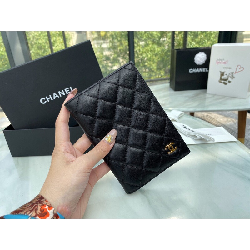 CHANEL women’s bags 84