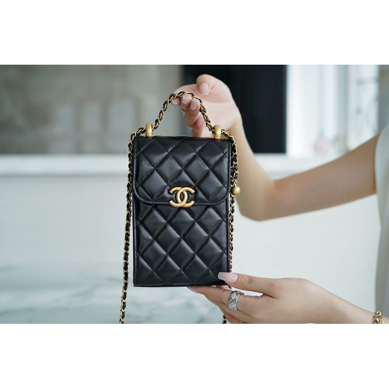 CHANEL women’s bags 86