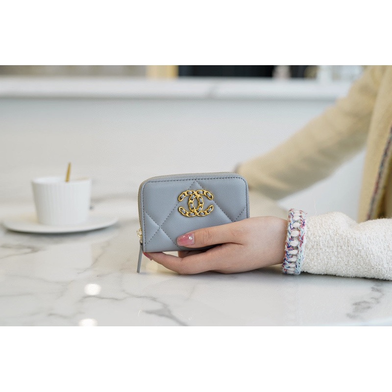 CHANEL women’s bags 89