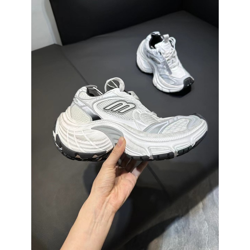 Balenciaga sneakers 19