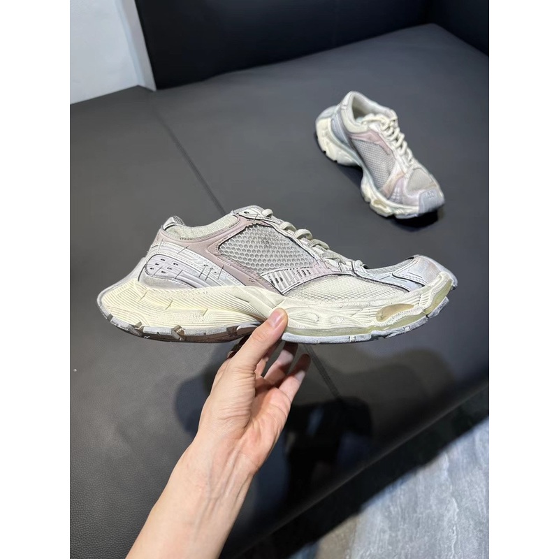 Balenciaga sneakers 23