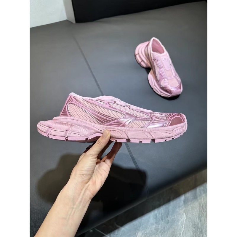 Balenciaga sneakers 32
