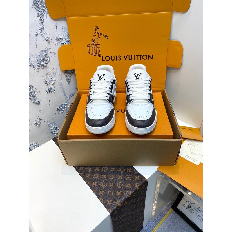 Louis Vuitton sneakers 231