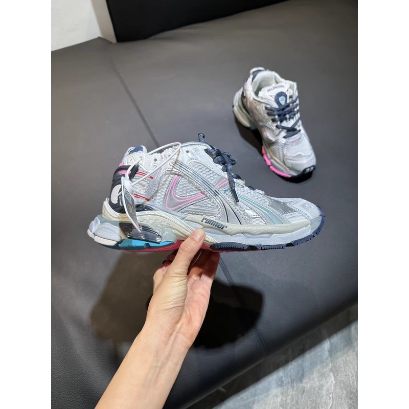Balenciaga sneakers 39