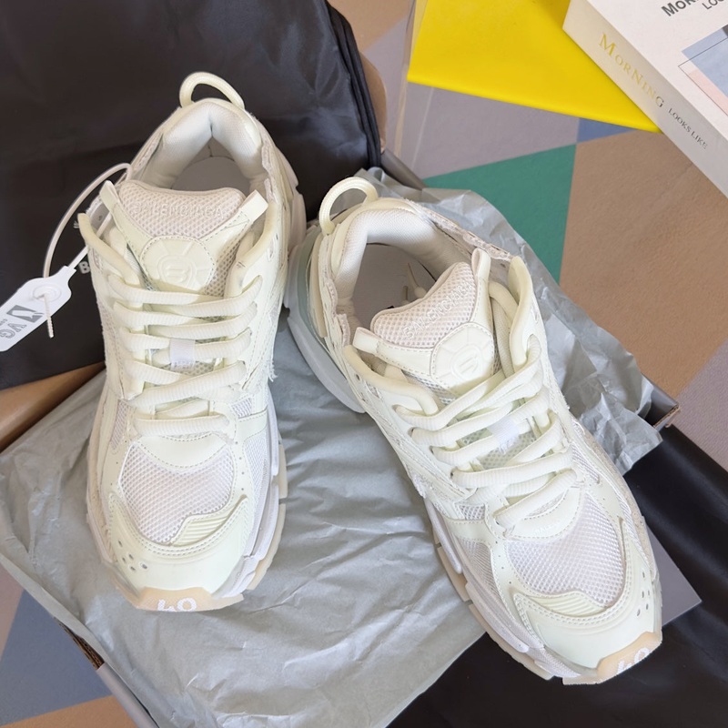 Balenciaga sneakers 99