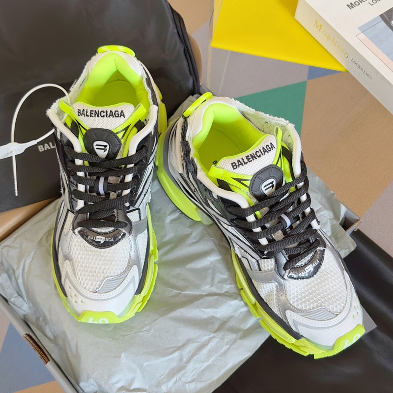 Balenciaga sneakers 104