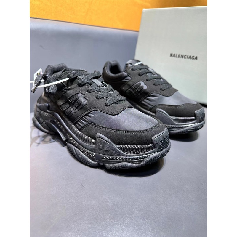 Balenciaga sneakers 129