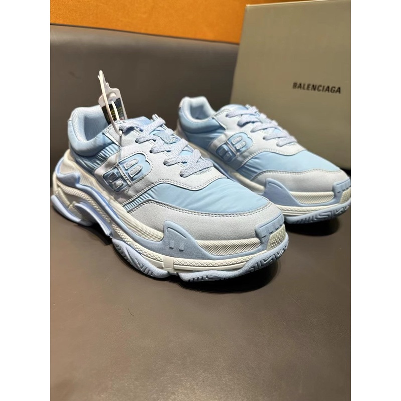 Balenciaga sneakers 130