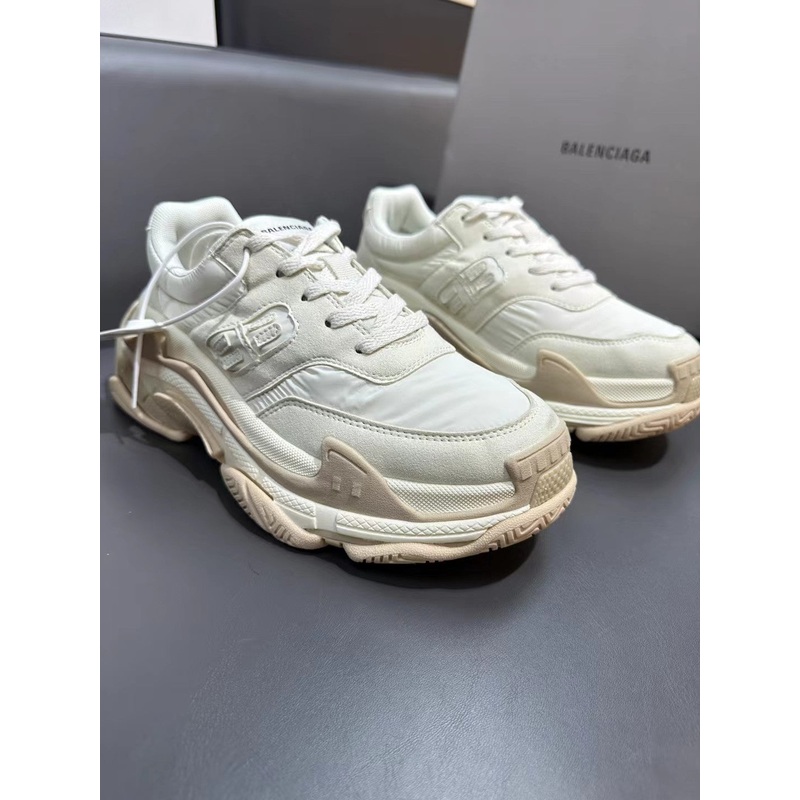 Balenciaga sneakers 131