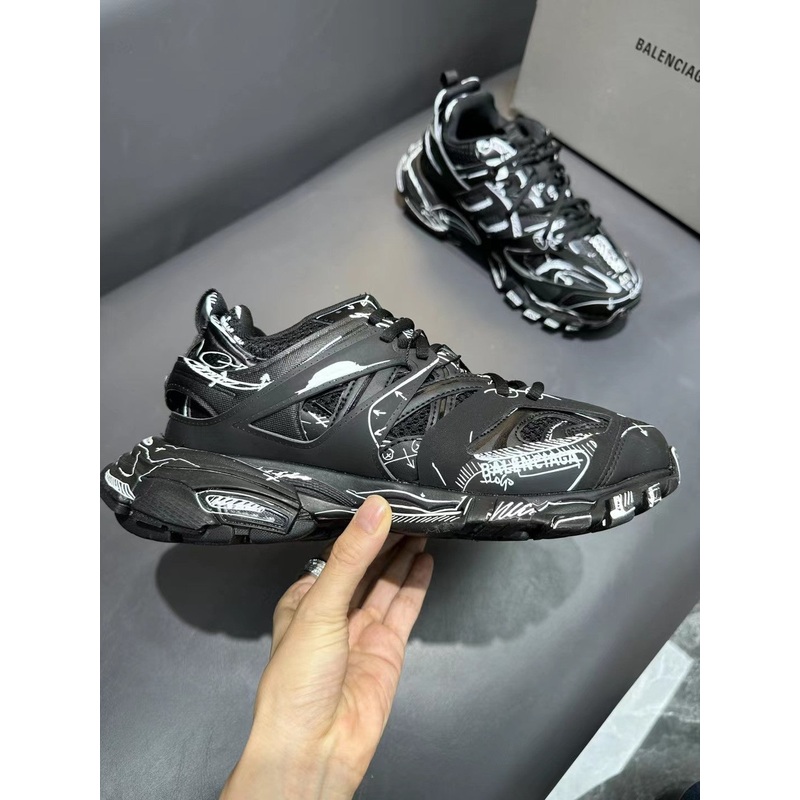 Balenciaga sneakers 143