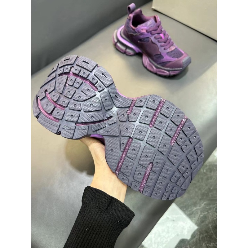 Balenciaga sneakers 166