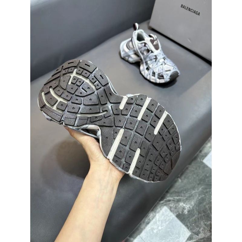 Balenciaga sneakers 182