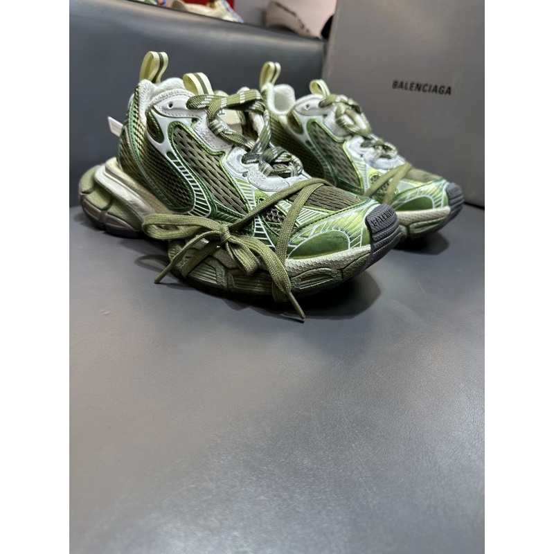 Balenciaga sneakers 187