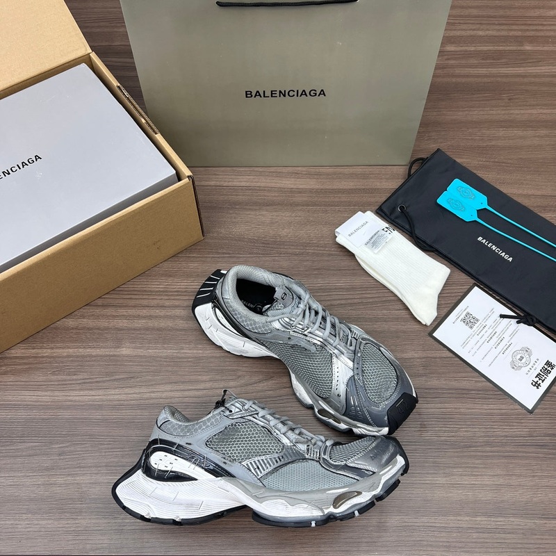 Balenciaga sneakers 192