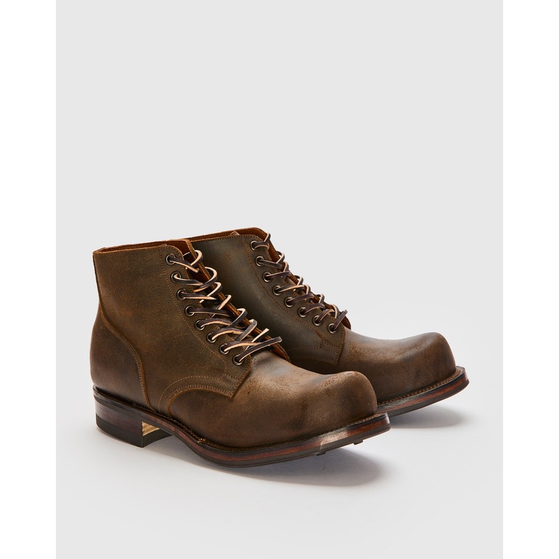 Service Boot 310 in Coyote Waxy Commander