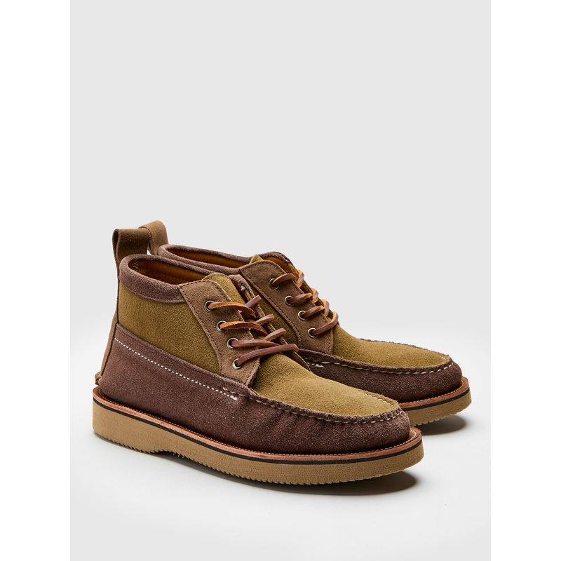 Trailside Chukka Boot in Chocolate Suede Combo