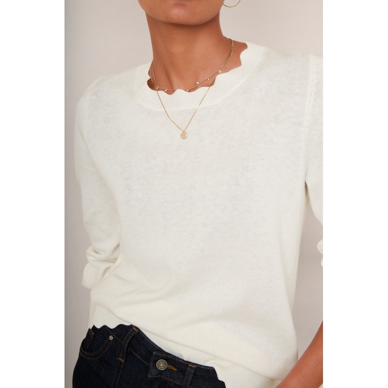 Fleurine Scallop Jumper – Ivory