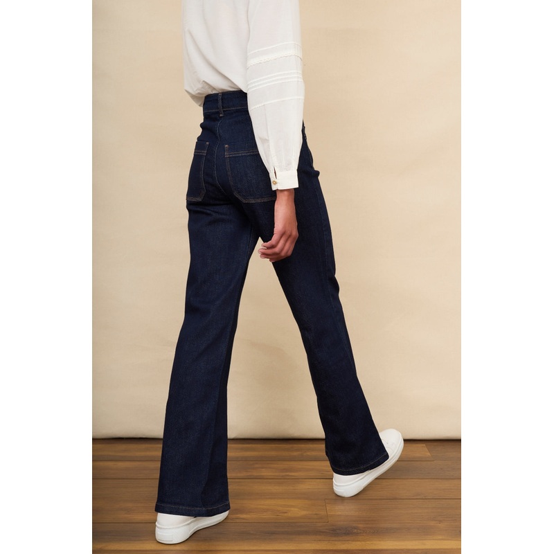 Flossie Button Pocket Flared Jean – Rinse Wash – Regular