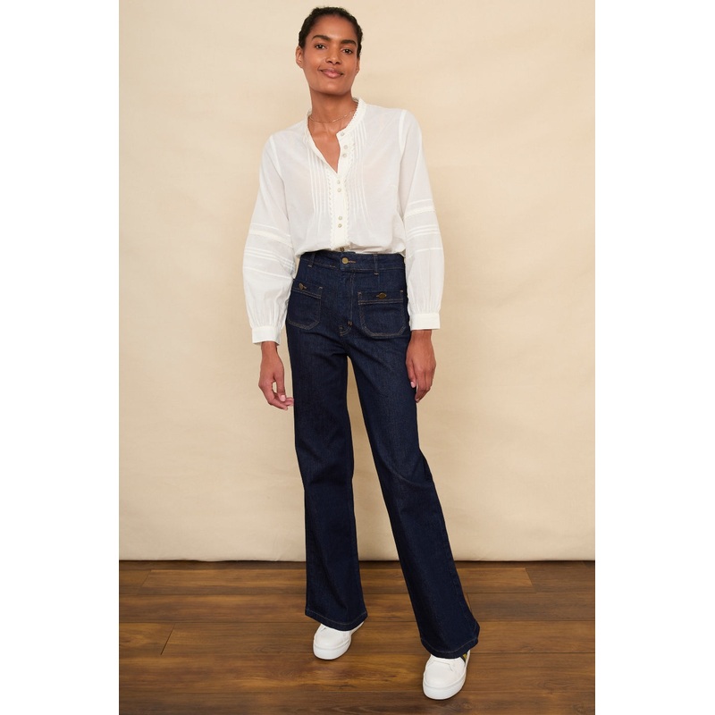 Flossie Button Pocket Flared Jean – Rinse Wash – Regular