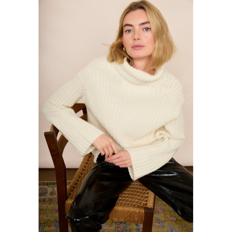 Coralie Chunky Roll Neck Jumper – Ivory