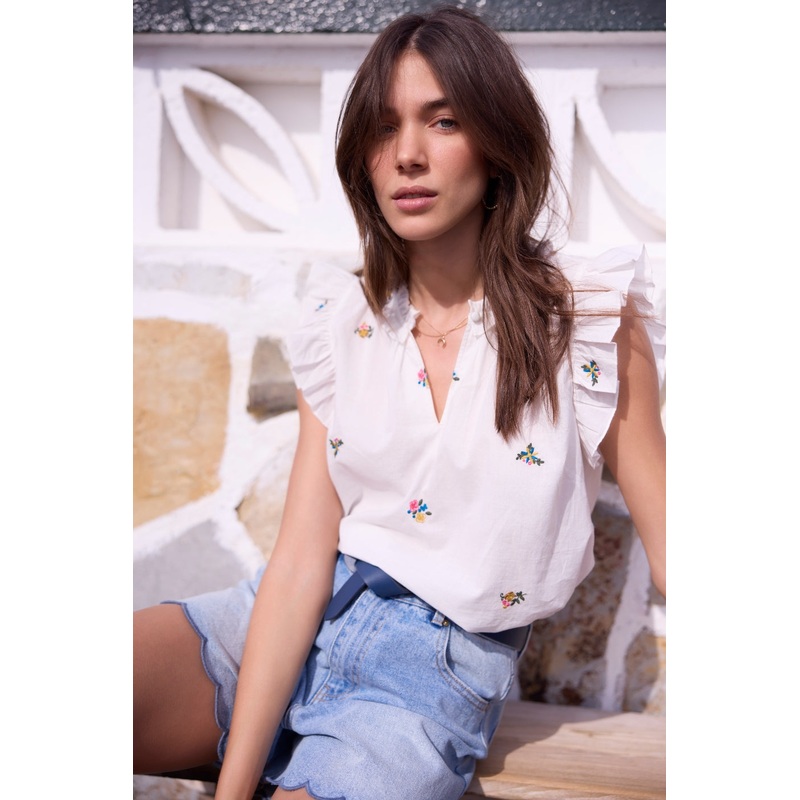 Felicity Top – White Embroidered