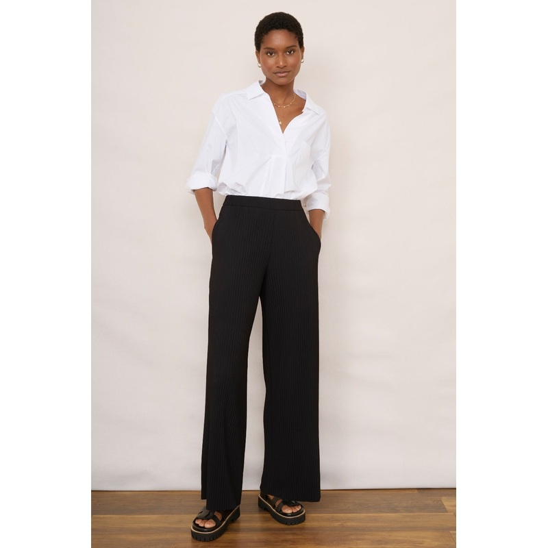 Isla Plisse Trouser – Black