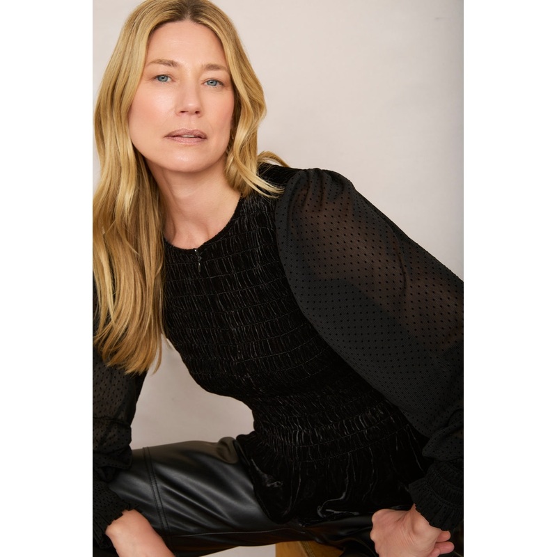 Macey Velvet Top – Black