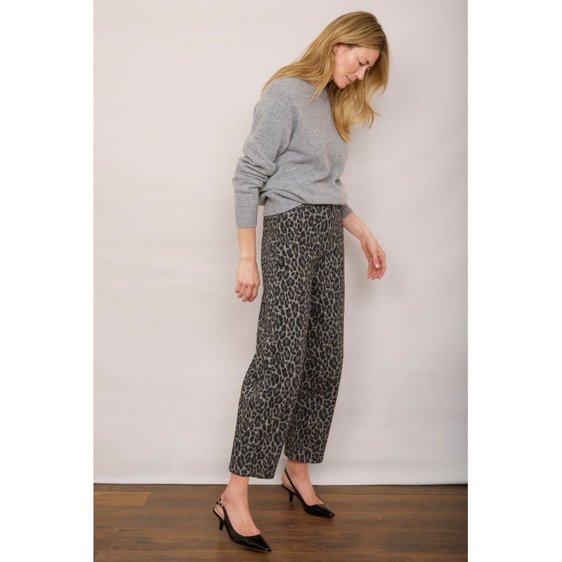 Lula Barrel Jean – Khaki Leopard