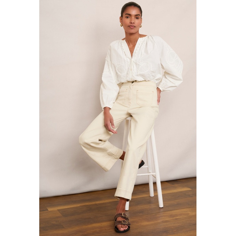 Allie Flare Cropped Jean – Ecru