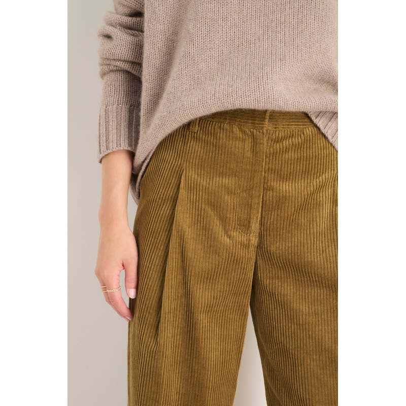 DB X Wyse Pleat Cord Trouser – Dark Chartreuse