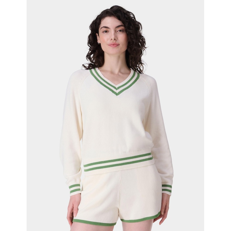 Off Court V-Neck Jumper – Lily White