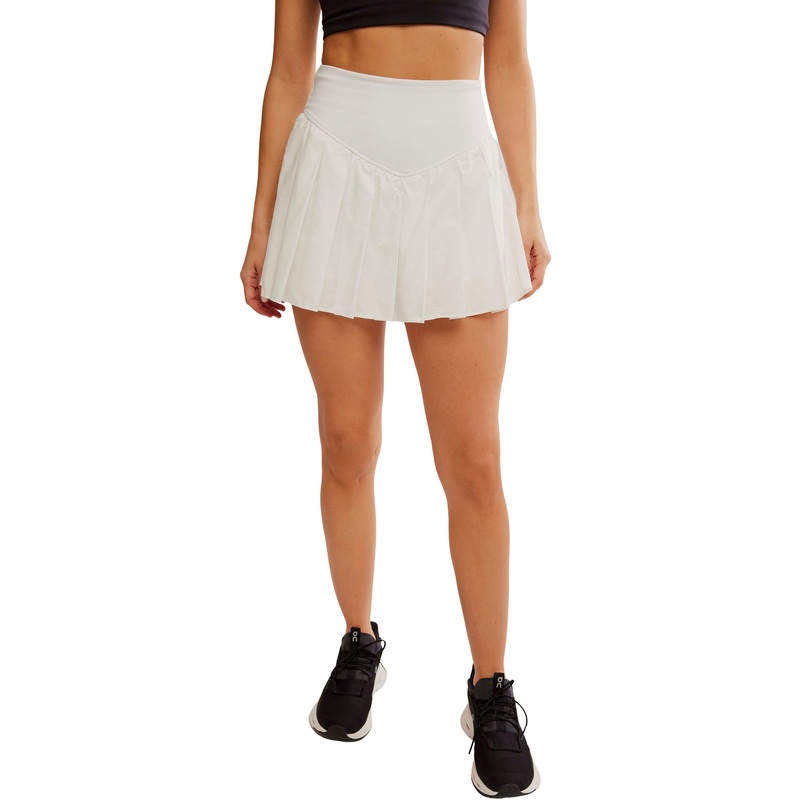 Swing Of Things Skort – White