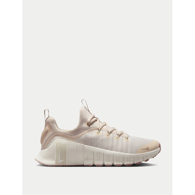 Free Metcon 6 Shoes – Soft Pearl/Particle Pink/Pearl White